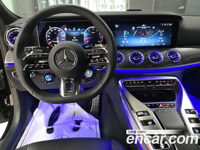 Mercedes-Benz AMG GT — интерьер