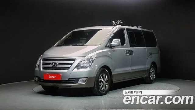 Hyundai Starex