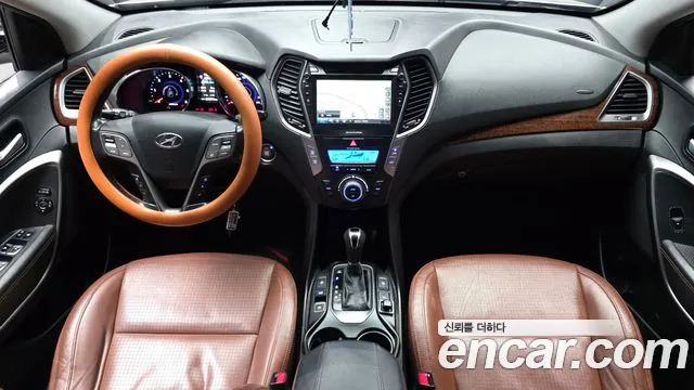 Hyundai Santa Fe — интерьер