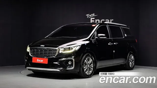 Kia Carnival — экстерьер