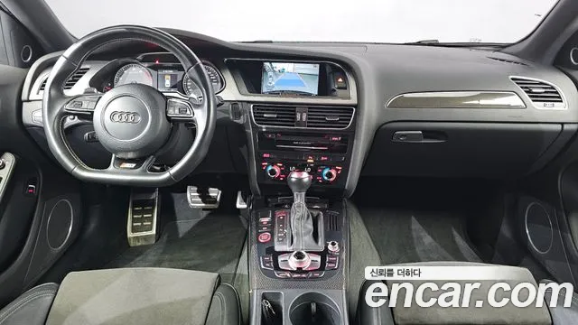 Audi S4 — интерьер