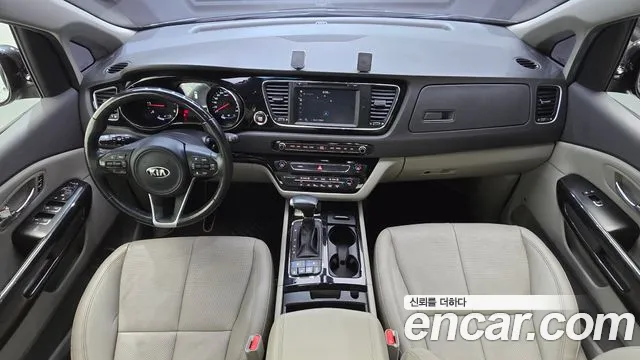 Kia Carnival — интерьер