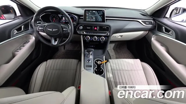 Genesis G70 — интерьер