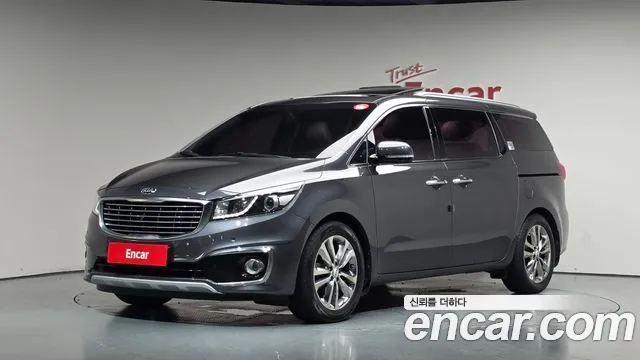 Kia Carnival — экстерьер