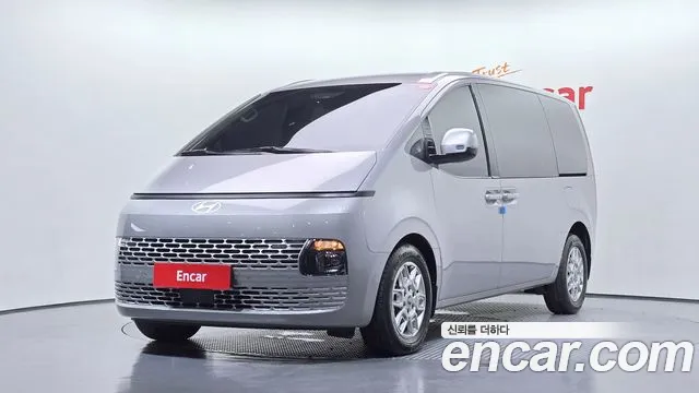Hyundai Staria