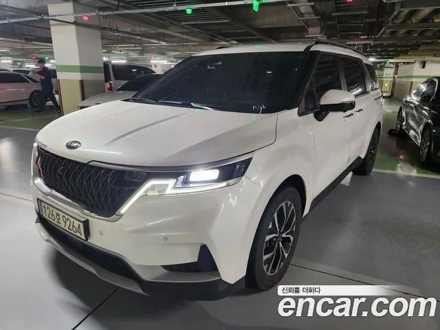 Kia Carnival — экстерьер