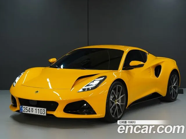 Lotus Emira — экстерьер