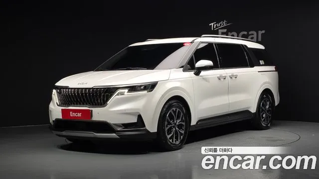 Kia Carnival — экстерьер