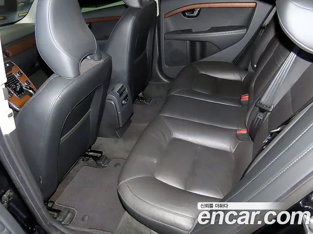 Volvo S80 — интерьер