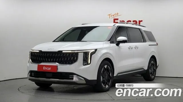 Kia Carnival — экстерьер