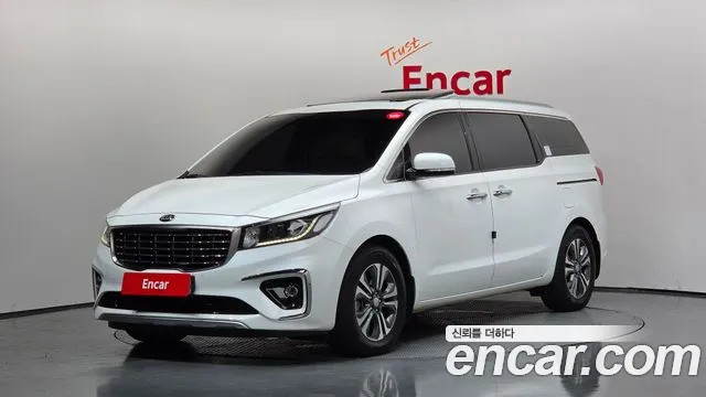 Kia Carnival — экстерьер