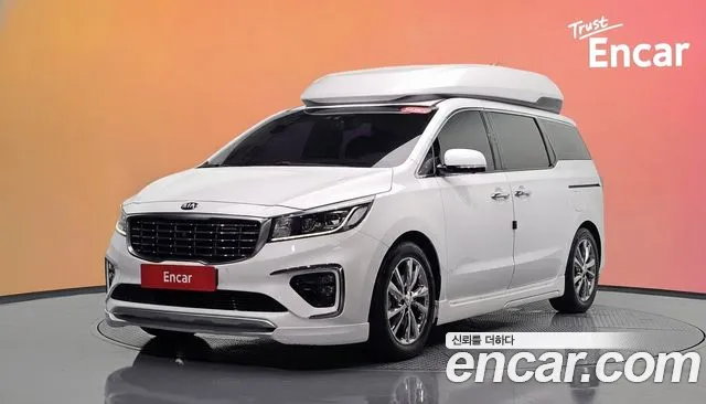 Kia Carnival — экстерьер