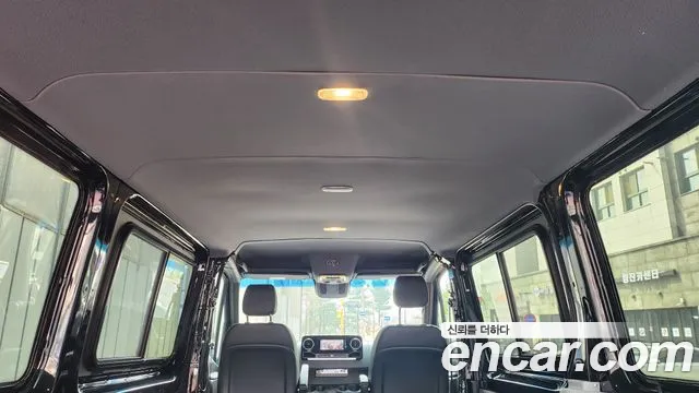 Mercedes-Benz Sprinter — интерьер
