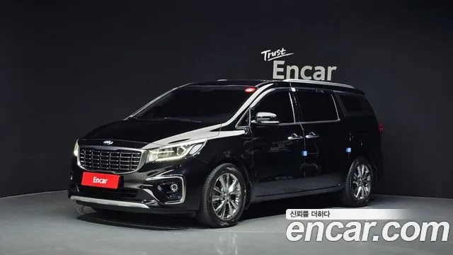 Kia Carnival — экстерьер