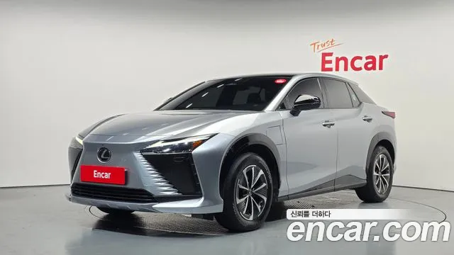 Lexus RZ — экстерьер