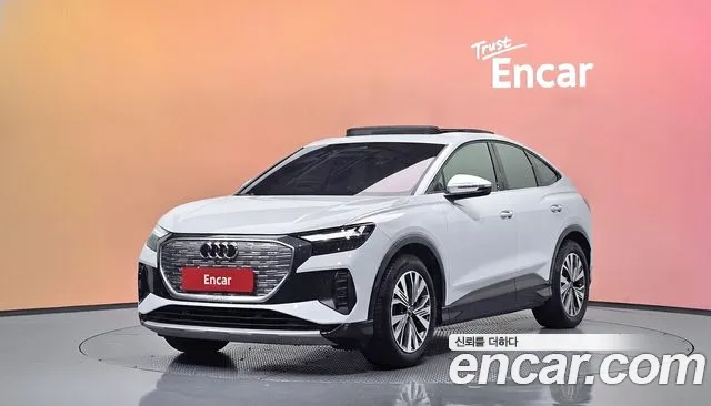 Audi Q4 e-tron — экстерьер