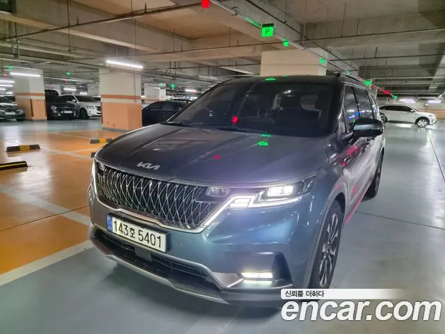 Kia Carnival — экстерьер