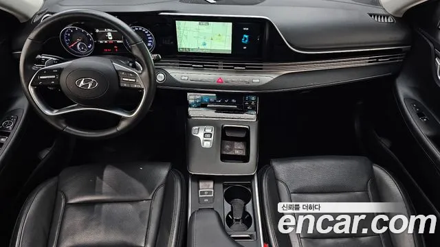 Hyundai Grandeur — интерьер