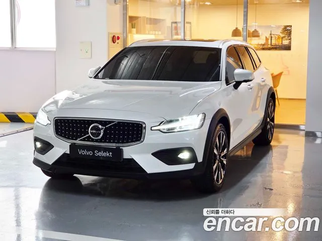Volvo V60 — экстерьер