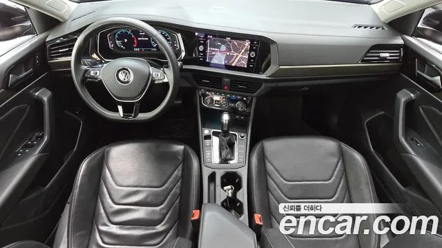 Volkswagen Jetta — интерьер