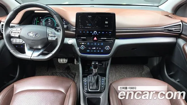 Hyundai Ioniq — интерьер