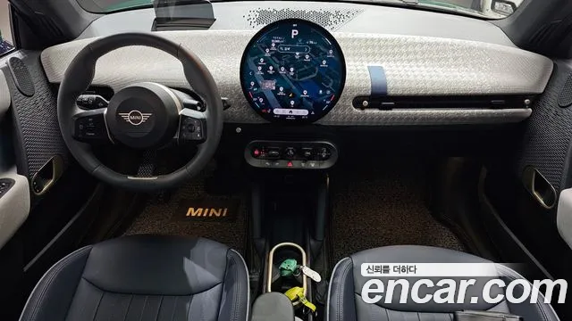 MINI Cooper — интерьер