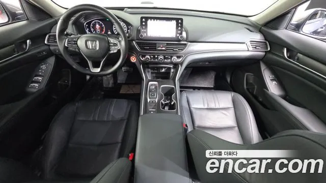 Honda Accord — интерьер
