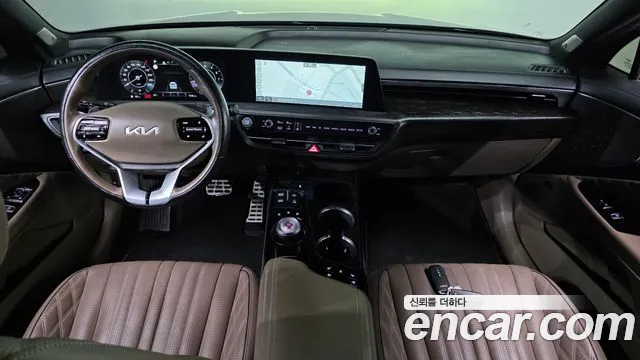 Kia K8 — интерьер