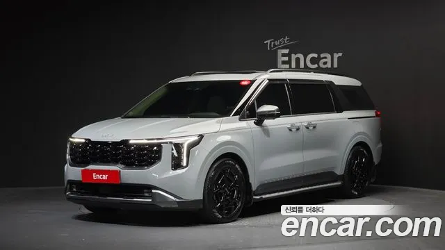 Kia Carnival — экстерьер