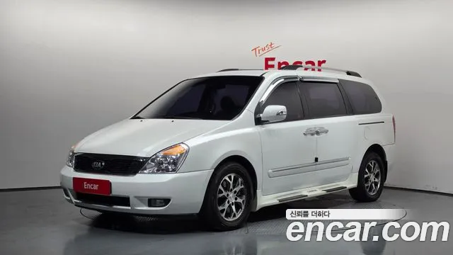 Kia Carnival — экстерьер