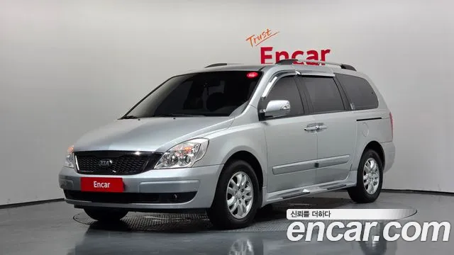 Kia Carnival — экстерьер
