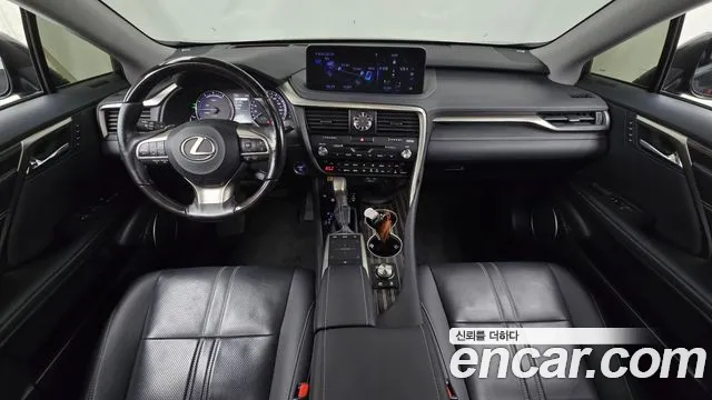 Lexus RX — интерьер