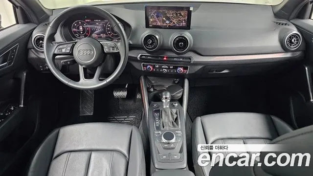 Audi Q2 — интерьер