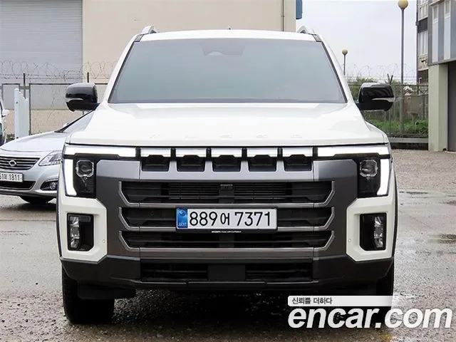 KG Mobility Musso — экстерьер