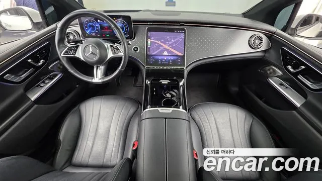 Mercedes-Benz EQE — интерьер
