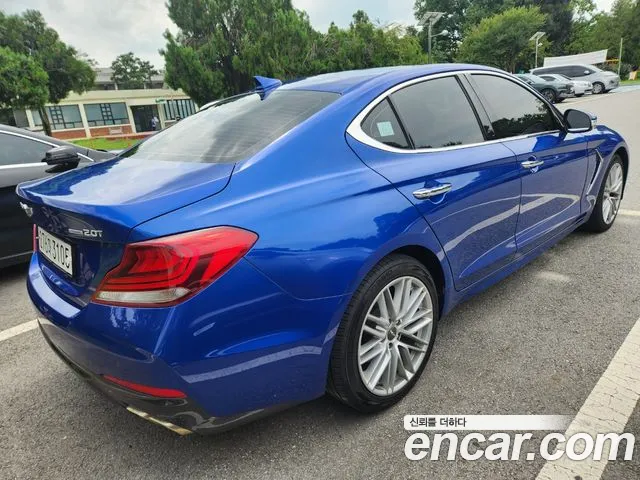 Genesis G70 — интерьер