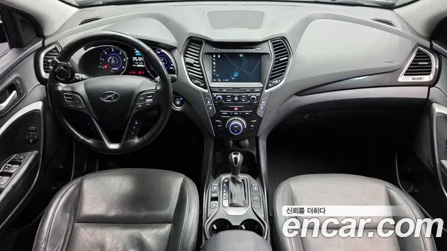 Hyundai Santa Fe — интерьер