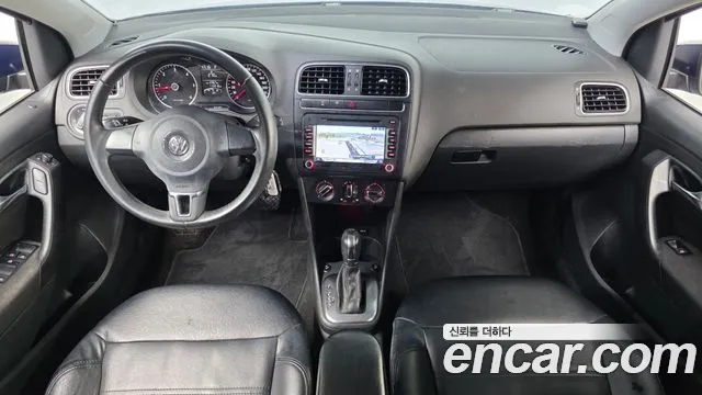 Volkswagen Polo — интерьер