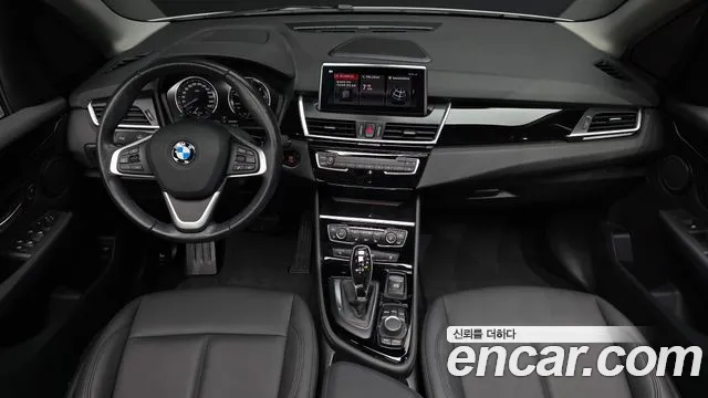 BMW 2 серия — интерьер