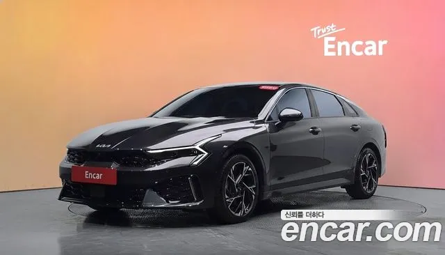 Kia K5 — экстерьер