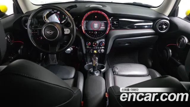 MINI Cooper — интерьер
