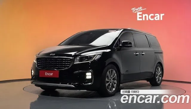 Kia Carnival — экстерьер