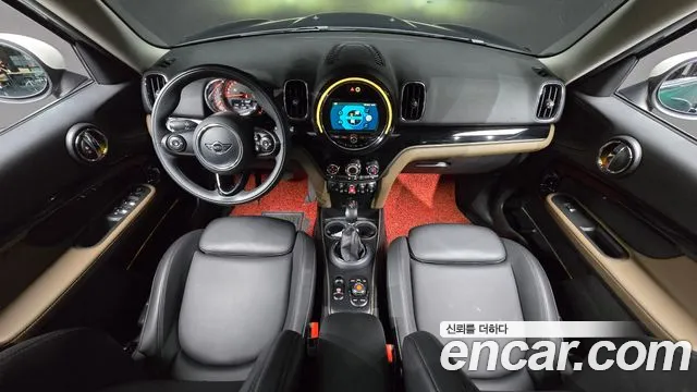 MINI Countryman — интерьер