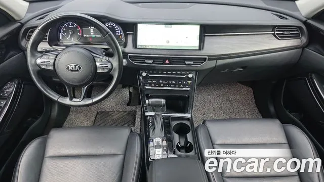 Kia K7 — интерьер