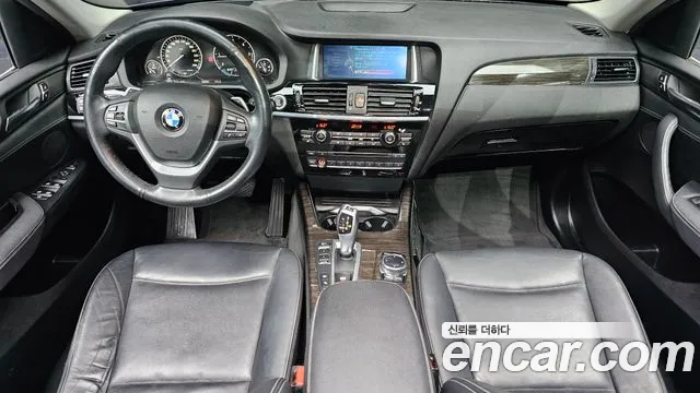 BMW X4 — интерьер