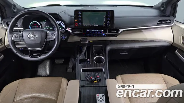 Toyota Sienna — интерьер
