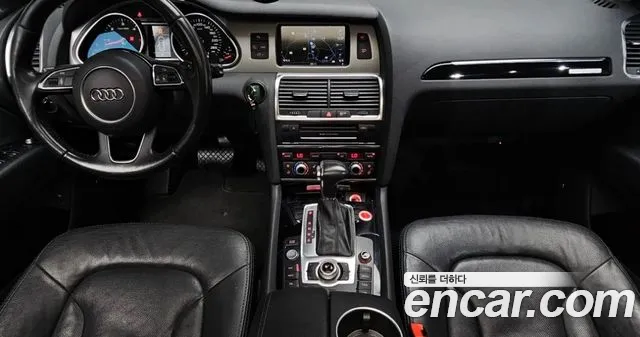 Audi Q7 — интерьер