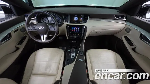 Infiniti QX50 — интерьер