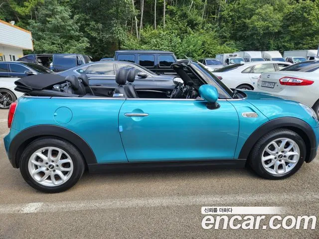 MINI Cooper Convertible — интерьер