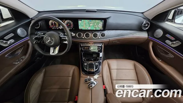 Mercedes-Benz E-класс — интерьер